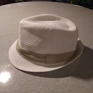White woven fedora hat